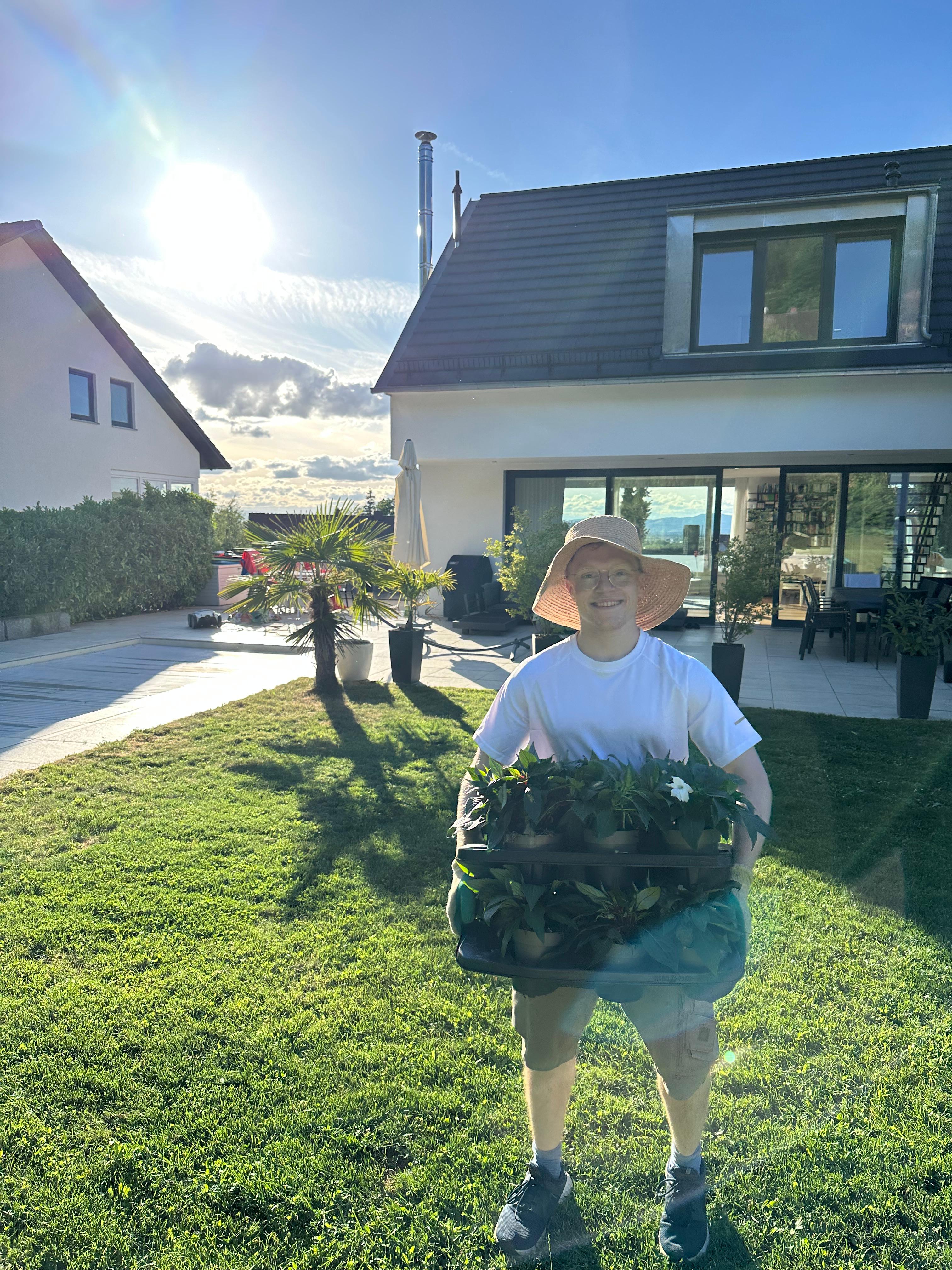Gartenpflege durch Studierende